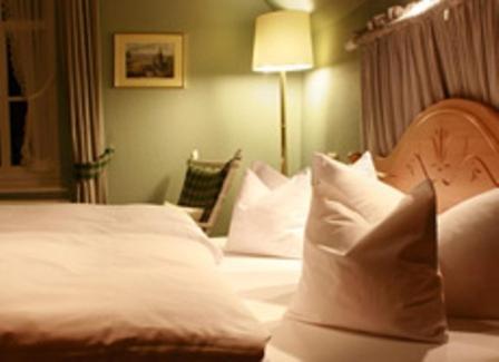 Hotel Gruene Tanne Mandelholz Еленд Номер фото