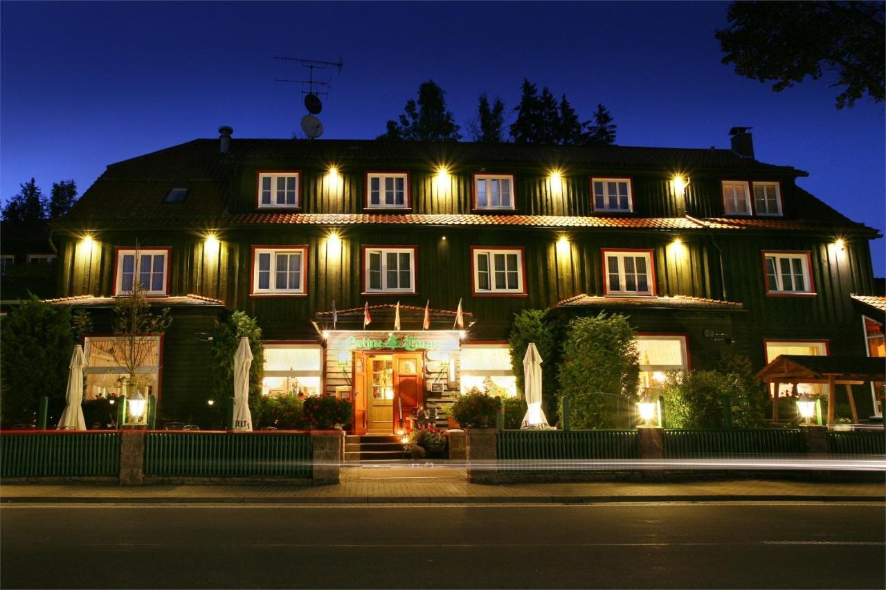 Hotel Gruene Tanne Mandelholz Еленд Екстер'єр фото